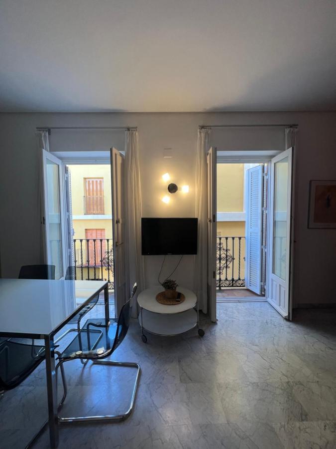 Iberflat Fabiola Apartment Seville Luaran gambar
