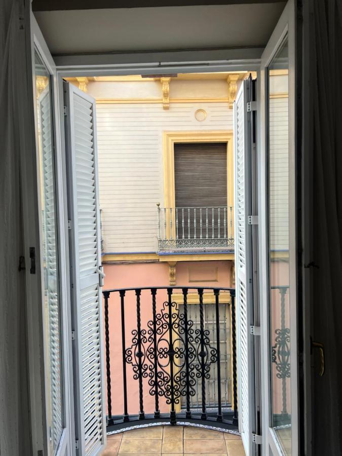 Iberflat Fabiola Apartment Seville Luaran gambar
